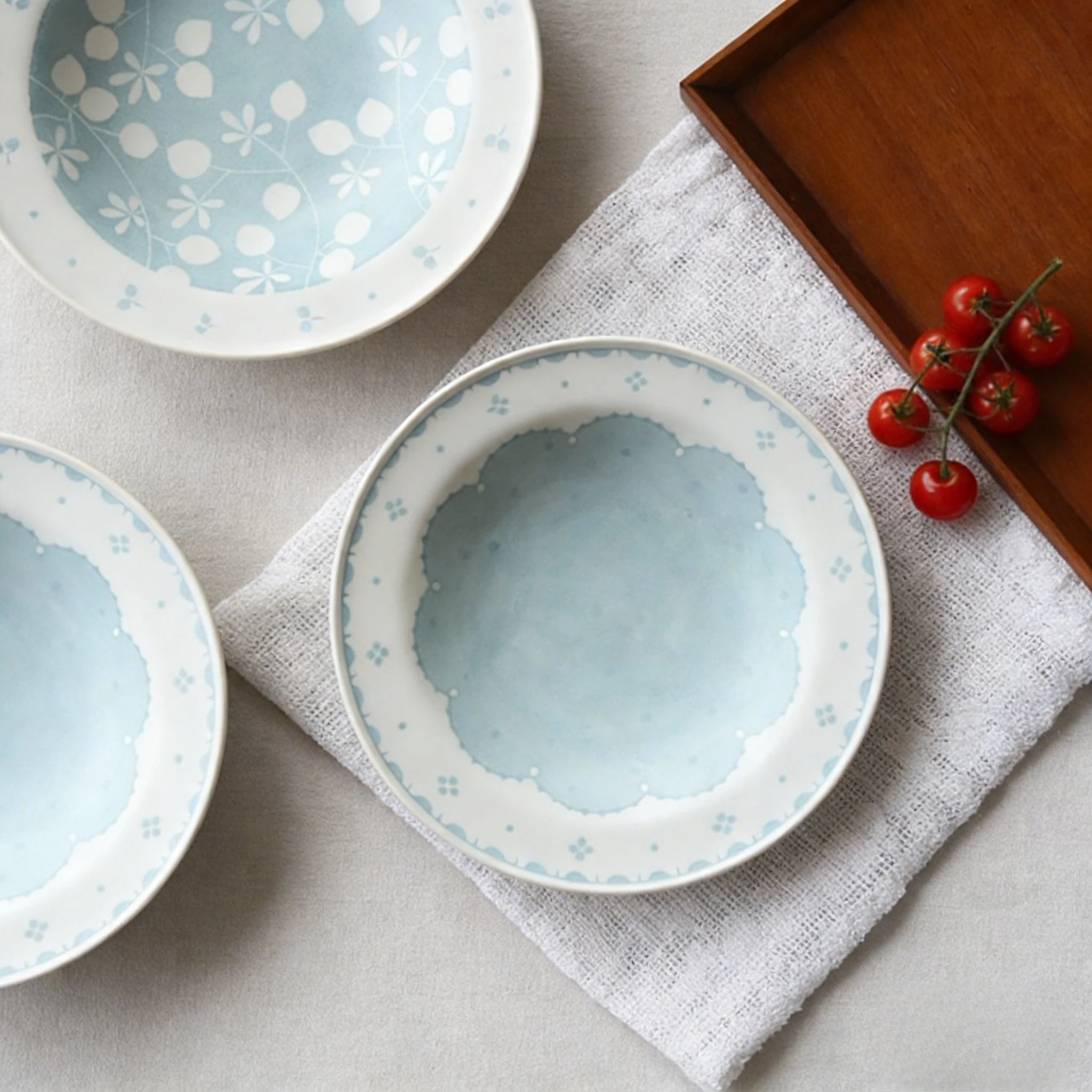 New Japanese Style Wide Rim Ceramic Plate Hand Painted Underglaze Floral Fruit Pattern Round Deep Dish Creative Dinner Tableware
New Japanese Style Wide Rim Ceramic Plate Hand Painted Underglaze Floral Fruit Pattern Round Deep Dish Creative Dinner Tableware