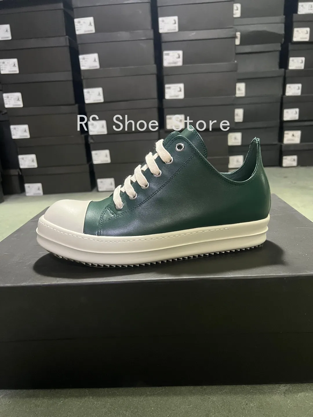 Ro Designer Luxury Casual Shoe Men Boots Women Sneaker Low Top Shoes Geobasket Lace-up Dark Green Leather Cowhide Sneakers
Ro Designer Luxury Casual Shoe Men Boots Women Sneaker Low Top Shoes Geobasket Lace-up Dark Green Leather Cowhide Sneakers