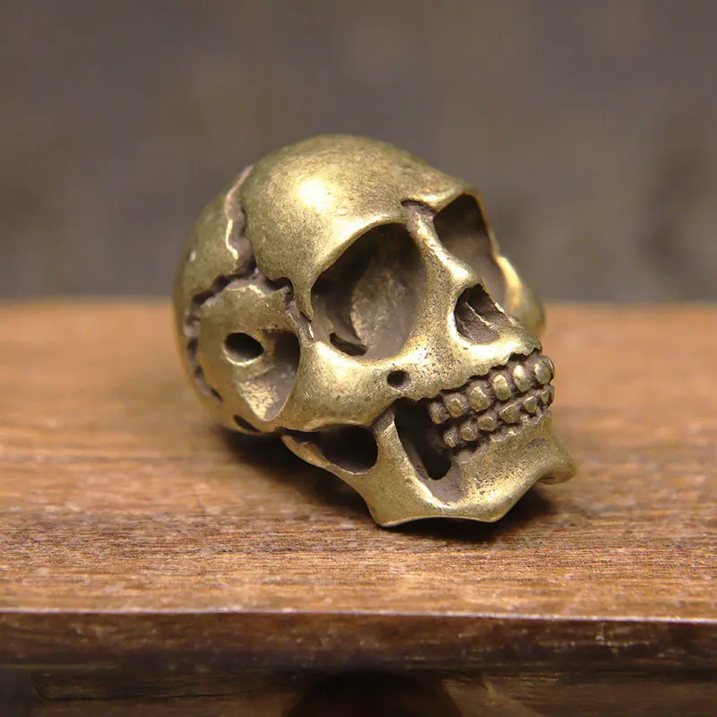 China Antique solid brass carved mini skull statue handle piece accessory retro art handicraft Creative gift
China Antique solid brass carved mini skull statue handle piece accessory retro art handicraft Creative gift