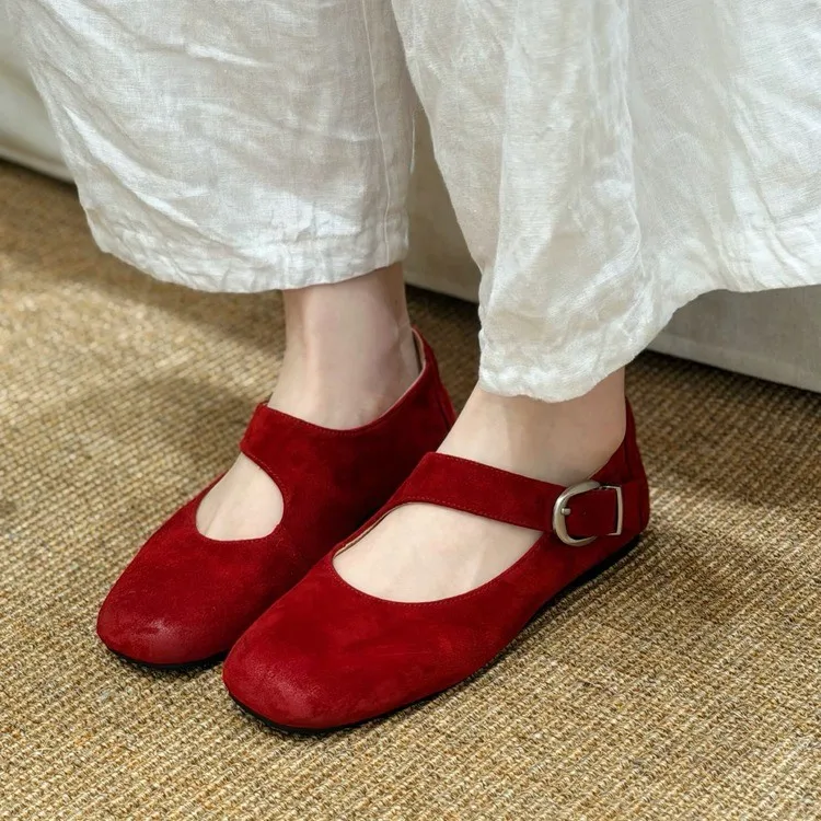 Sheepskin Edition~ Vintage Style Red Mary Jane Shoes for Women2026Summer New Flat Shallow Mouth Commuting Versatile Single Shoes
Sheepskin Edition~ Vintage Style Red Mary Jane Shoes for Women2026Summer New Flat Shallow Mouth Commuting Versatile Single Shoes