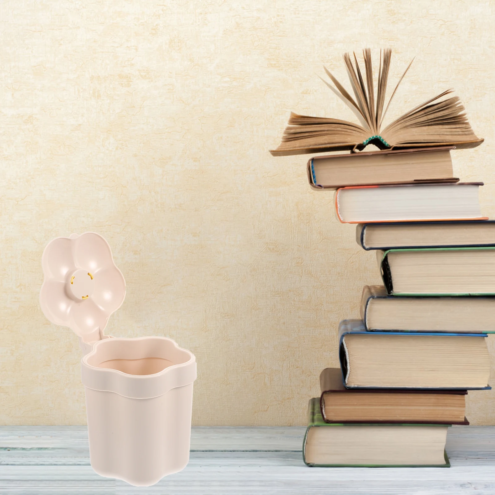 Seal Office Small Trash Cans Cute Flower Plastic Garbage Bin with Lid Pail for Desk
Seal Office Small Trash Cans Cute Flower Plastic Garbage Bin with Lid Pail for Desk