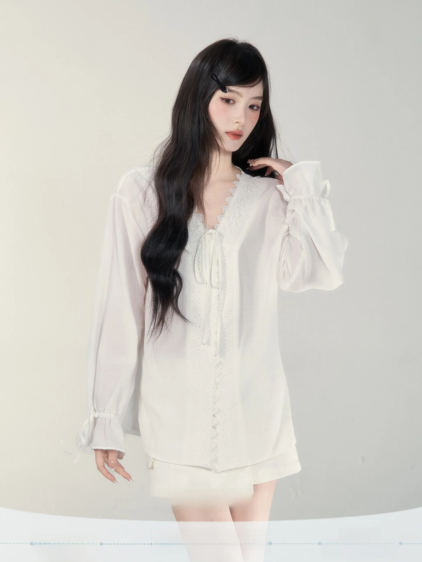 Ele White Long Sve irt Women's Faionable Spring New Design Sensation French Sle Loose Fit Breathable Skin-friendly
Ele White Long Sve irt Women's Faionable Spring New Design Sensation French Sle Loose Fit Breathable Skin-friendly