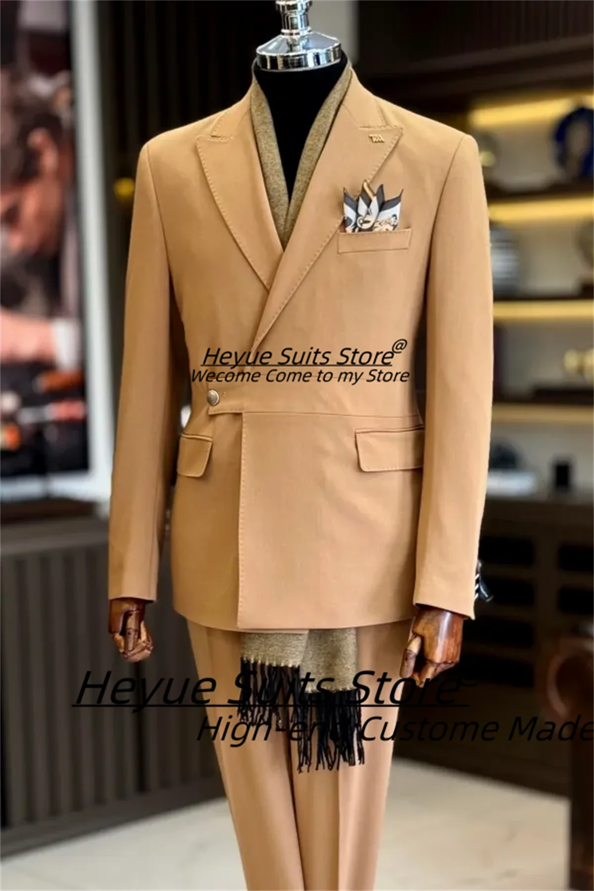 Customized Luxuly Groom Wedding Tuxedos Slim Fit Peak Lapel Formal Men Suits Male Party Blazers Casual 2 Pieces Sets Costume Hom
Customized Luxuly Groom Wedding Tuxedos Slim Fit Peak Lapel Formal Men Suits Male Party Blazers Casual 2 Pieces Sets Costume Hom