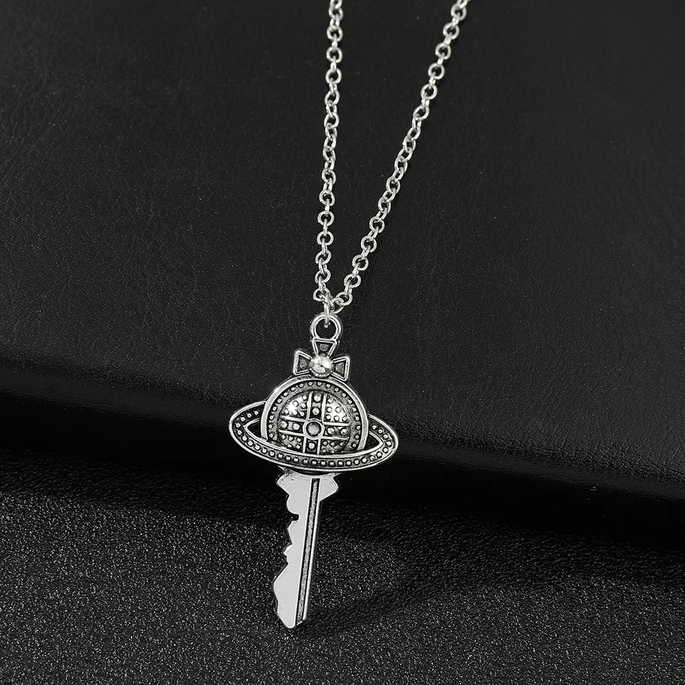 Punk Vintage Style Key Necklace Creative Personality Pendant for Men And Women Trend Jewelry Accessory
Punk Vintage Style Key Necklace Creative Personality Pendant for Men And Women Trend Jewelry Accessory