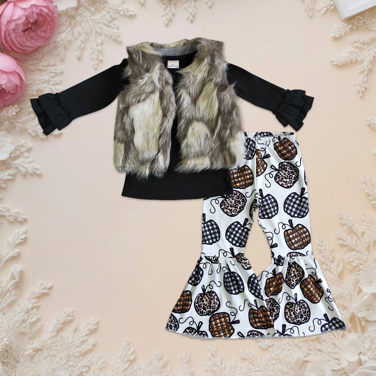 Halloween Pumpkin Print Baby Girl Outfit 3pcs Set Vest Matched Fall Winter Cute Kids Fashion Clothing Bell Bottoms for Girls
Halloween Pumpkin Print Baby Girl Outfit 3pcs Set Vest Matched Fall Winter Cute Kids Fashion Clothing Bell Bottoms for Girls