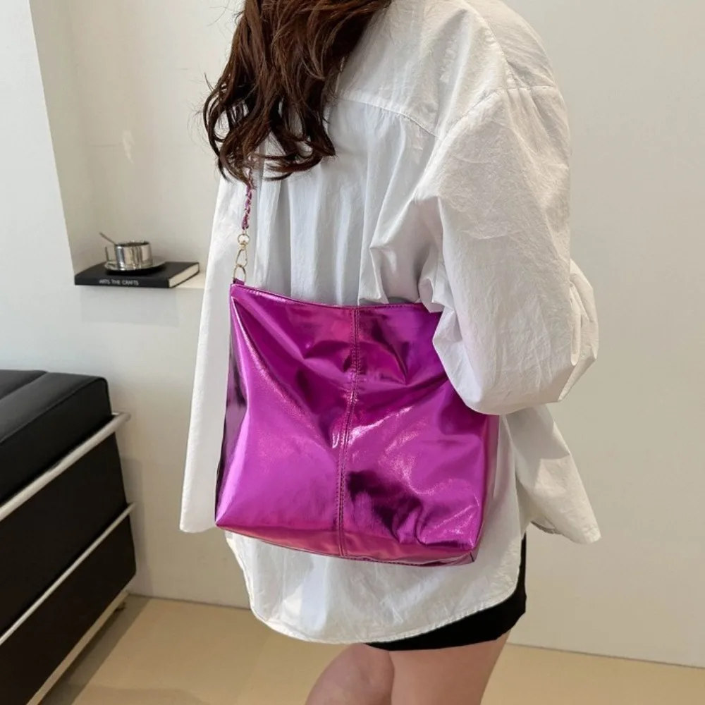 Casual Shiny PU Leather Tote Bag Large Capacity Solid Color Chain Shoulder Bag Shopping Bag Purse Women Handbag Ladies
Casual Shiny PU Leather Tote Bag Large Capacity Solid Color Chain Shoulder Bag Shopping Bag Purse Women Handbag Ladies