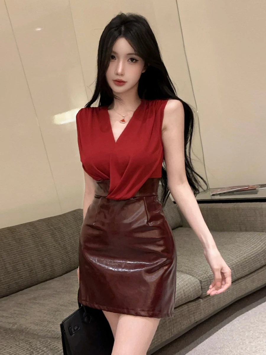 Сексуальное облегающее платье с глубоким V-образным вырезом и вставками, без рукавов, с завышенной талией, для женщин 20-30 лет, зимний сезон
Сексуальное облегающее платье с глубоким V-образным вырезом и вставками, без рукавов, с завышенной талией, для женщин 20-30 лет, зимний сезон