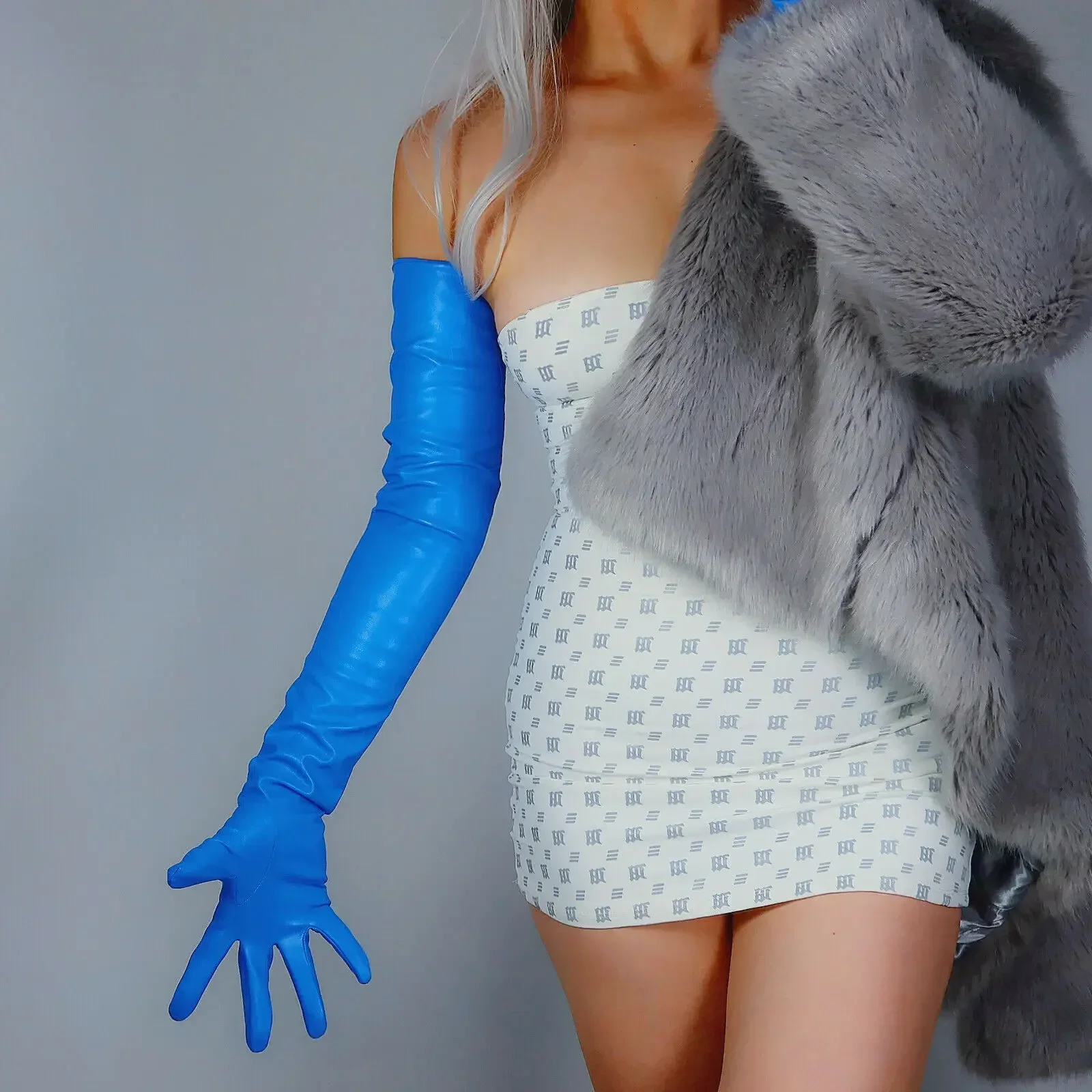 Womens 70CM Long Leather Blue GLOVES Faux Sheepskin PU Classic Blue Fashion Dressing Cosplay Halloween Evening Party Glove
Womens 70CM Long Leather Blue GLOVES Faux Sheepskin PU Classic Blue Fashion Dressing Cosplay Halloween Evening Party Glove