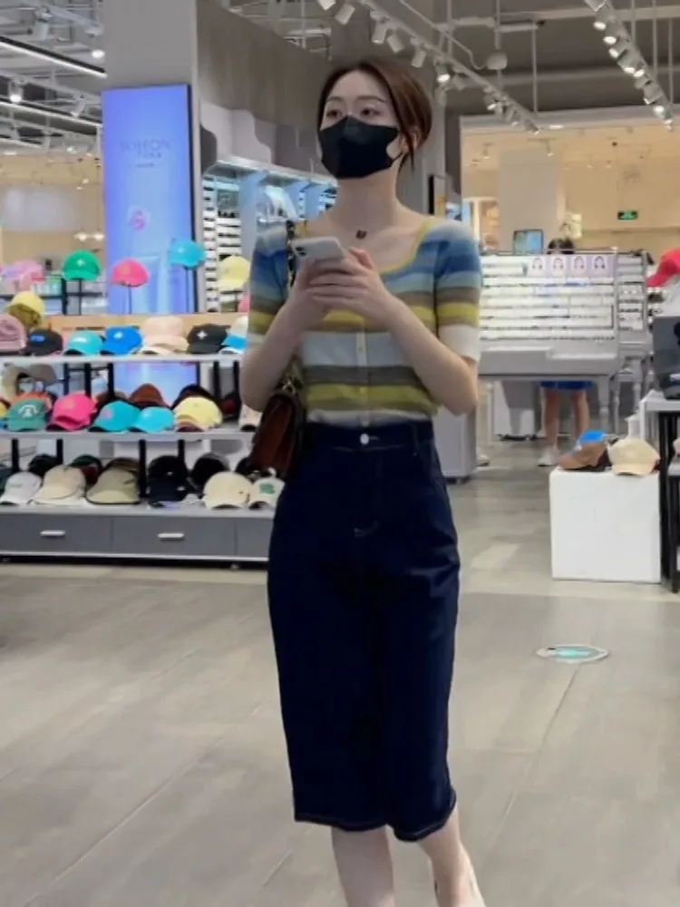 Ice Silk Knitted Top And Denim Skirt Set Women's Summer 2024 New Rainbow Stripes Square Collar Short Sleeve Two-Piece Set
Ice Silk Knitted Top And Denim Skirt Set Women's Summer 2024 New Rainbow Stripes Square Collar Short Sleeve Two-Piece Set
