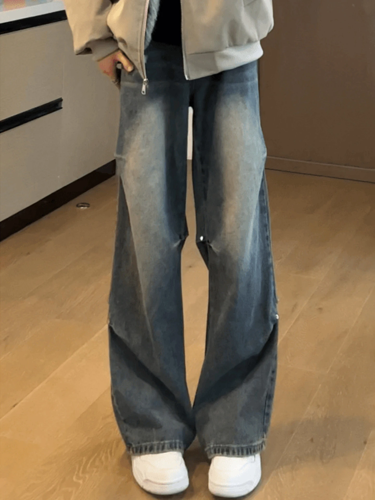 Cleanfit Vintage Blue Rivet Knife Jeans Men's American High Street Pleated Workwear Straight Leg Micro Flare Pants
Cleanfit Vintage Blue Rivet Knife Jeans Men's American High Street Pleated Workwear Straight Leg Micro Flare Pants