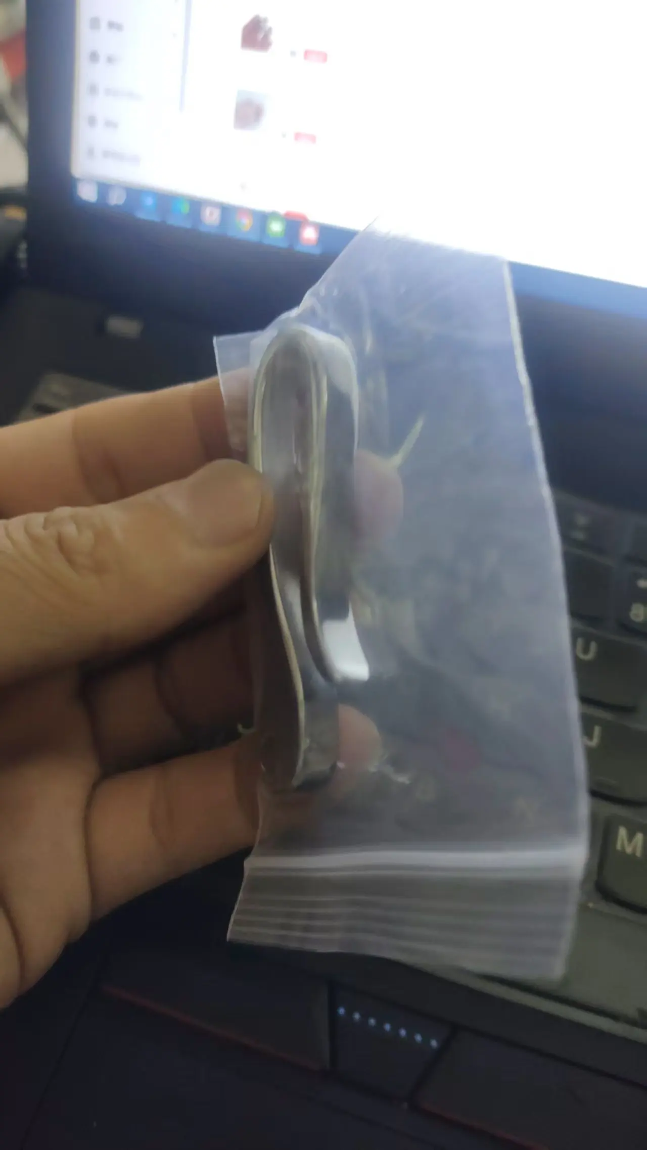 Custom order for 6 pcs 66mm stainless steel belt hook DIY EDC housewarm gift
Custom order for 6 pcs 66mm stainless steel belt hook DIY EDC housewarm gift