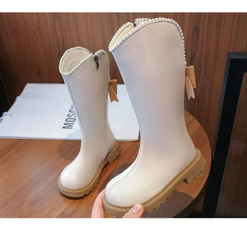 Children's long boots winter new girls' high boot with fleece fashion child boot warm girl shoes soft soled non slip kids shoes
Children's long boots winter new girls' high boot with fleece fashion child boot warm girl shoes soft soled non slip kids shoes