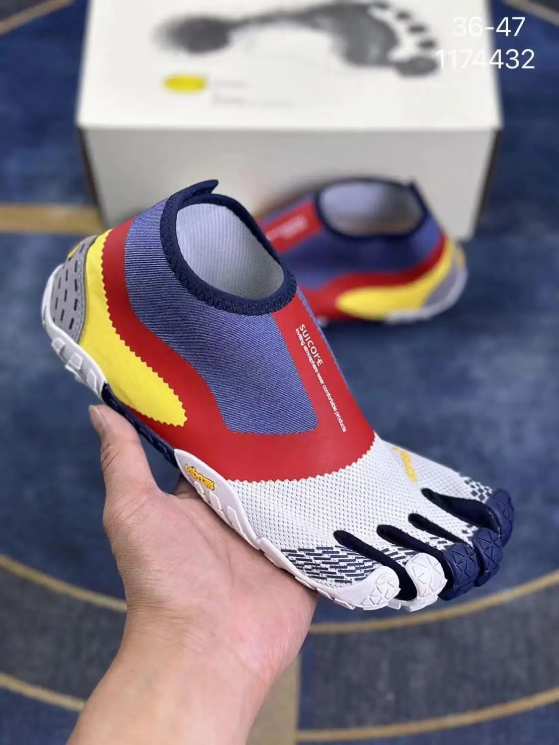 New Unisex Weightlifting Yoga Gym Athletic Shoes Sumo Shoes Portable Athletic Shoes Soft Bottom Training Shoes
New Unisex Weightlifting Yoga Gym Athletic Shoes Sumo Shoes Portable Athletic Shoes Soft Bottom Training Shoes