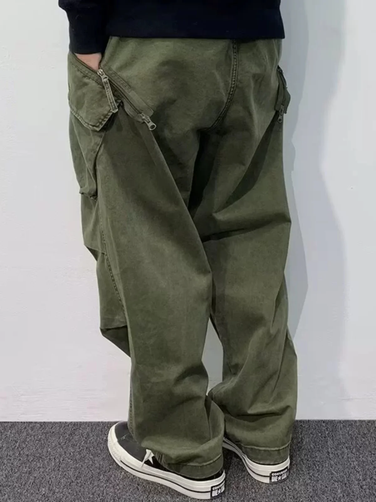 Американские рабочие брюки в стиле ретро, мужские весенне-осенние свободные цилиндрические широкие брюки, повседневные длинные брюки с несколькими штанинами High Street
Американские рабочие брюки в стиле ретро, мужские весенне-осенние свободные цилиндрические широкие брюки, повседневные длинные брюки с несколькими штанинами High Street