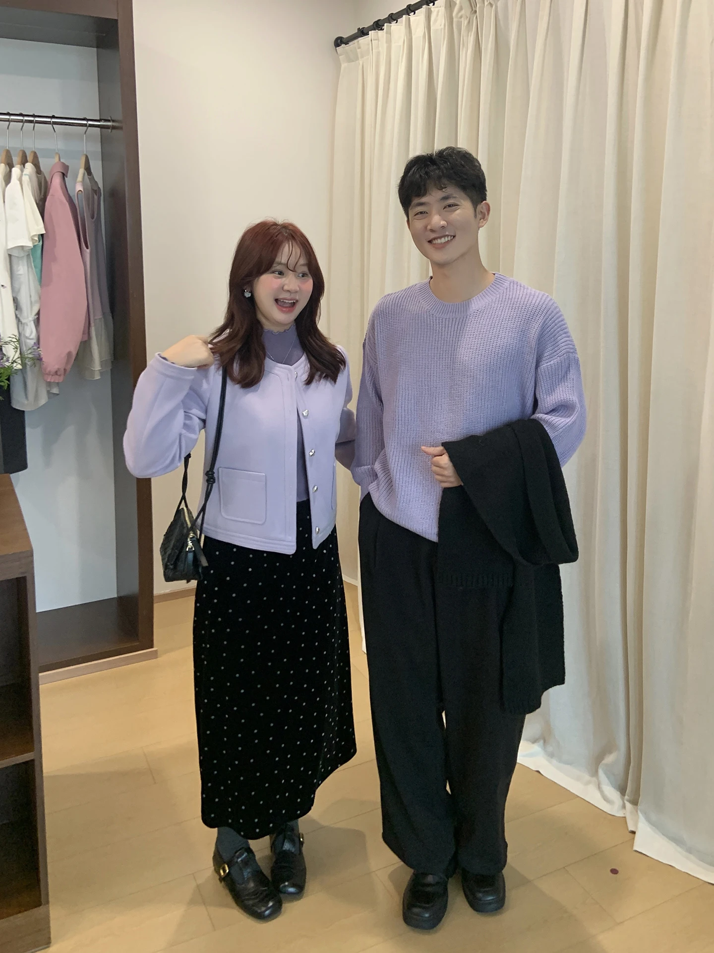 Классическое корейское шерстяное пальто больших размеров для женщин, осенне-зимнее, на хлопковой подкладке, с круглым вырезом, на одной пуговице, в стиле маленькой французской куртки
Классическое корейское шерстяное пальто больших размеров для женщин, осенне-зимнее, на хлопковой подкладке, с круглым вырезом, на одной пуговице, в стиле маленькой французской куртки