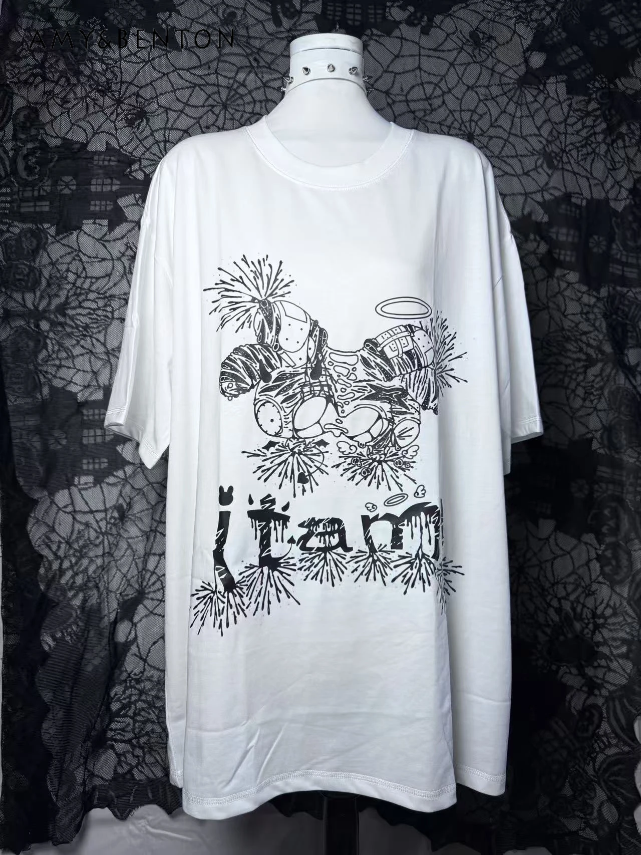 Japanese Goth Print Short-sleeved Oversized T Shirt Subculture Mine Series Dark Girl Punk Style Tops Summer Y2K Graphic T Shirts
Japanese Goth Print Short-sleeved Oversized T Shirt Subculture Mine Series Dark Girl Punk Style Tops Summer Y2K Graphic T Shirts