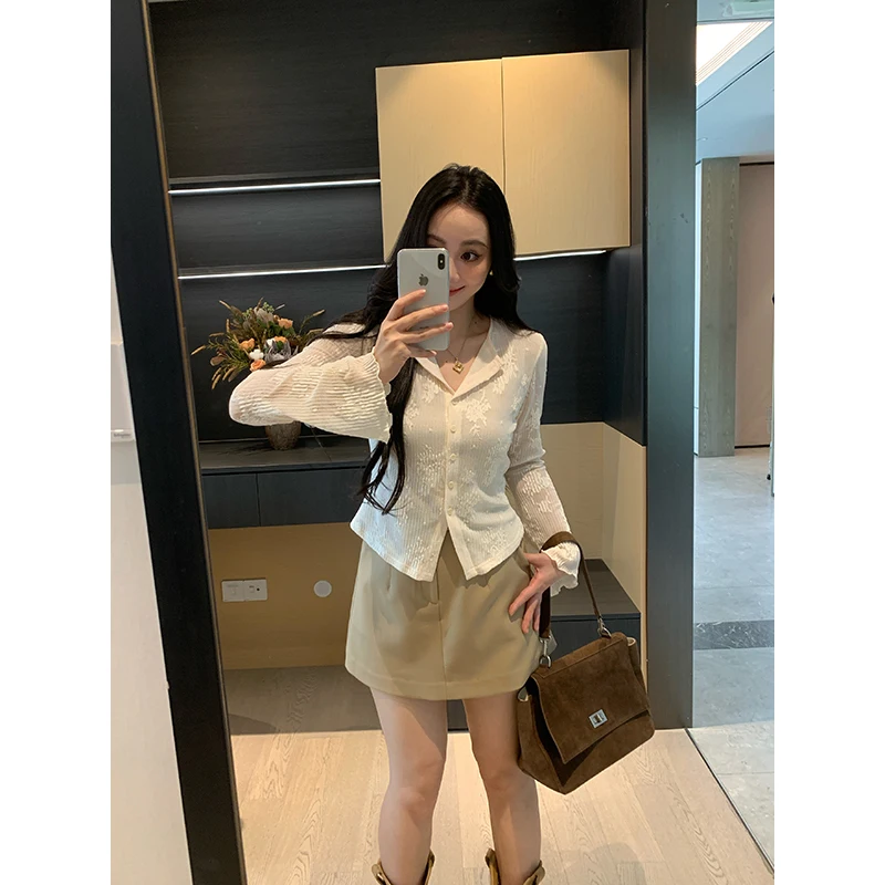 Высокоэластичная плиссированная блузка с длинными рукавами-колокол для женщин, утягивающая, универсальная, во французском стиле, из полиэфирного волокна
Высокоэластичная плиссированная блузка с длинными рукавами-колокол для женщин, утягивающая, универсальная, во французском стиле, из полиэфирного волокна