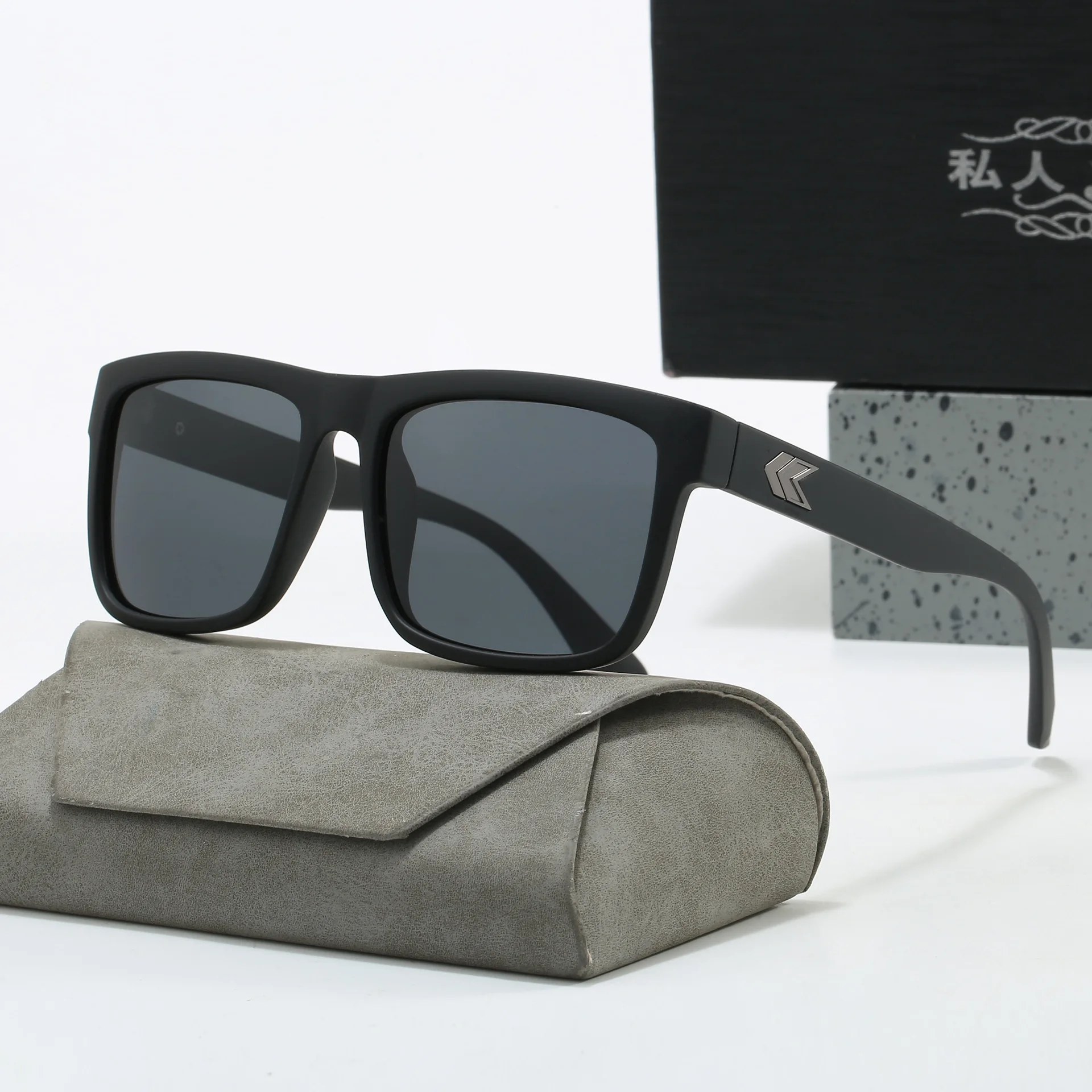 New Trendy Polarized Sunglasses Men Brand Designer Classic Vintage Outdoor Driving Sun Glasses Male Goggles Fishing Glasses
New Trendy Polarized Sunglasses Men Brand Designer Classic Vintage Outdoor Driving Sun Glasses Male Goggles Fishing Glasses