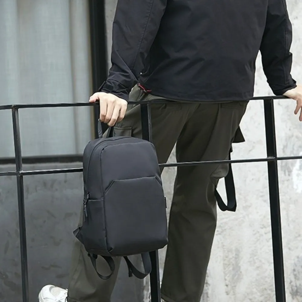 Практичный мини-мужской рюкзак, водонепроницаемый черный рюкзак на плечо, нейлоновый портативный дорожный рюкзак для школьного использования
Практичный мини-мужской рюкзак, водонепроницаемый черный рюкзак на плечо, нейлоновый портативный дорожный рюкзак для школьного использования