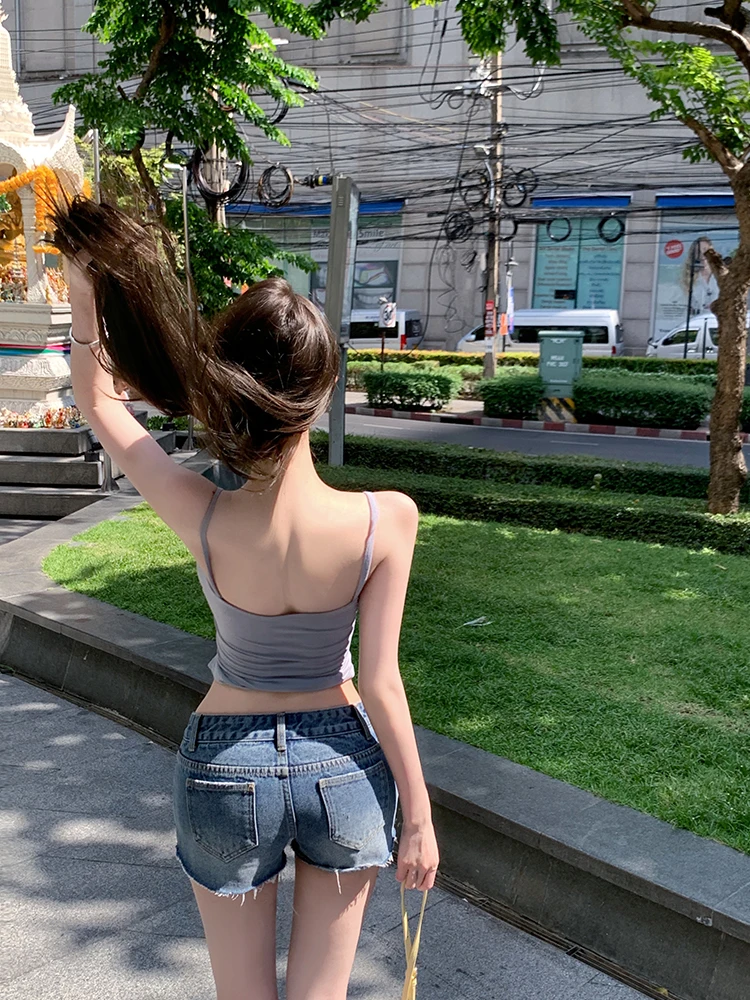 Chill Slim Fit Denim Shorts Women's High Waist Washed Frayed Tight Jeans Shorts Summer Wear Casual Low Rise Zipper Pocket
Chill Slim Fit Denim Shorts Women's High Waist Washed Frayed Tight Jeans Shorts Summer Wear Casual Low Rise Zipper Pocket