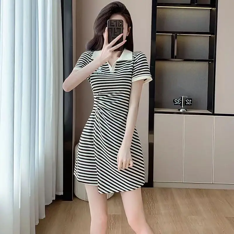 Women's Clothing Summer Comfortable V-Neck Short Sleeve Striped Trendy New A-Line Dress Pullover Elegant Casual Fashion
Women's Clothing Summer Comfortable V-Neck Short Sleeve Striped Trendy New A-Line Dress Pullover Elegant Casual Fashion