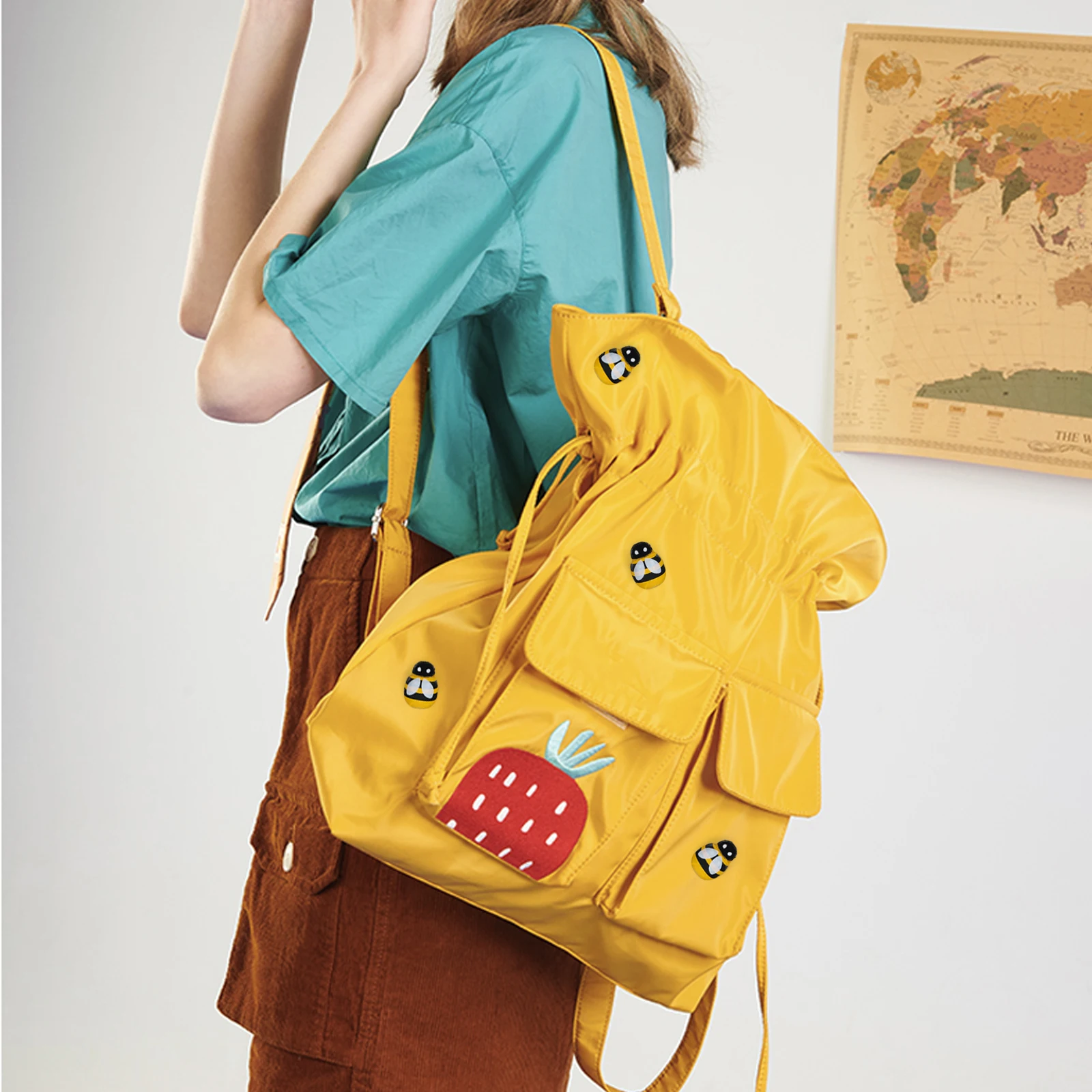 200pcs Tiny Wooden Bee Micro Landscape Decorations Crafts Embellishments Bees Ornament Plant Gardening Accessories for Greeting
200pcs Tiny Wooden Bee Micro Landscape Decorations Crafts Embellishments Bees Ornament Plant Gardening Accessories for Greeting