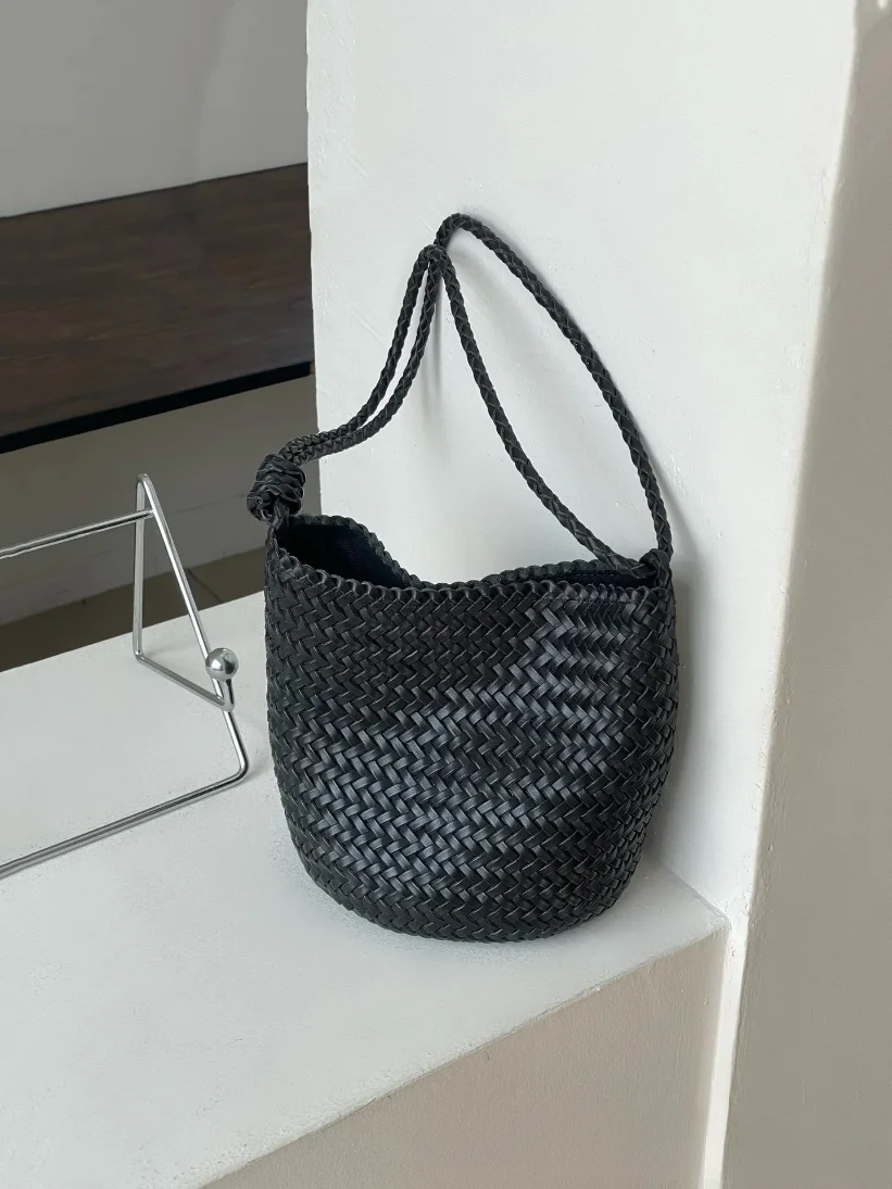 Hanrted Buet Bag Women's Faionable Versatile Genuine Leather Handbag oulder Crossbody Tote Bag for Summer 2025
Hanrted Buet Bag Women's Faionable Versatile Genuine Leather Handbag oulder Crossbody Tote Bag for Summer 2025