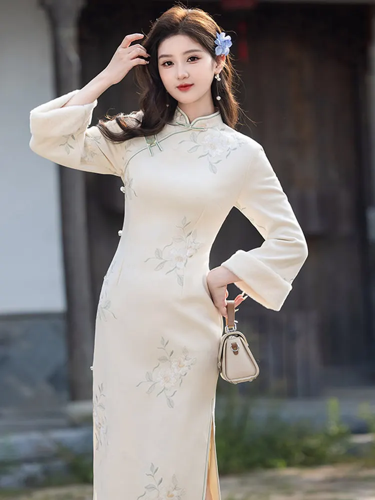 Thickened Fleece Lined Winter Long Sleeve Young Style Chinese Traditional Costume Women's Retro Fashion Long Dress
Thickened Fleece Lined Winter Long Sleeve Young Style Chinese Traditional Costume Women's Retro Fashion Long Dress