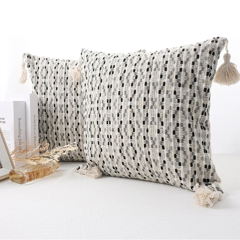 Boho Woven Throw Pillow Covers with Tassels, Decorative Cushion Cases Set of 2 for Sofa Couch Home Decor Living Room Bedroom
Boho Woven Throw Pillow Covers with Tassels, Decorative Cushion Cases Set of 2 for Sofa Couch Home Decor Living Room Bedroom