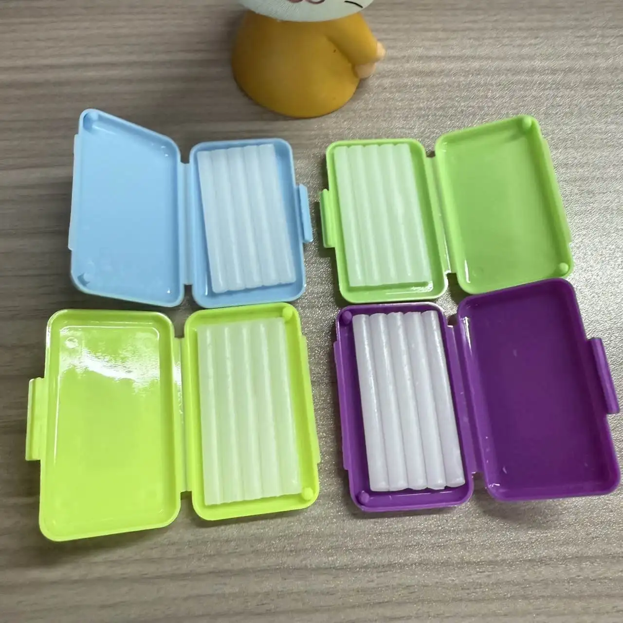 10Pcs Orthodontic Dental Oral Protection Wax Anti-Grinding Mouth Invisible Fruit Original Flavor
10Pcs Orthodontic Dental Oral Protection Wax Anti-Grinding Mouth Invisible Fruit Original Flavor