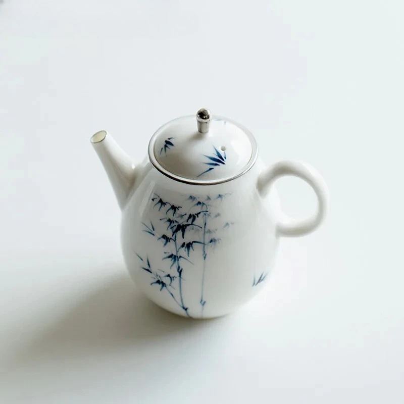 150ml Pure Hand Drawn Platinum Ceramic Teapot Chinese Tea Maker Small Pot With Ball Filter Porcelain Kettle Kung Fu Tea Set Gift
150ml Pure Hand Drawn Platinum Ceramic Teapot Chinese Tea Maker Small Pot With Ball Filter Porcelain Kettle Kung Fu Tea Set Gift