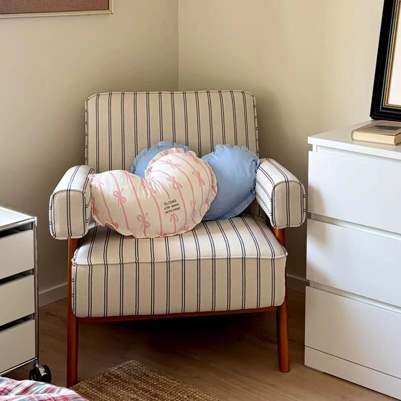 retro single sofa chair living room French medieval single sofa chair hotel leisure poltrona confortável interior furniture
retro single sofa chair living room French medieval single sofa chair hotel leisure poltrona confortável interior furniture