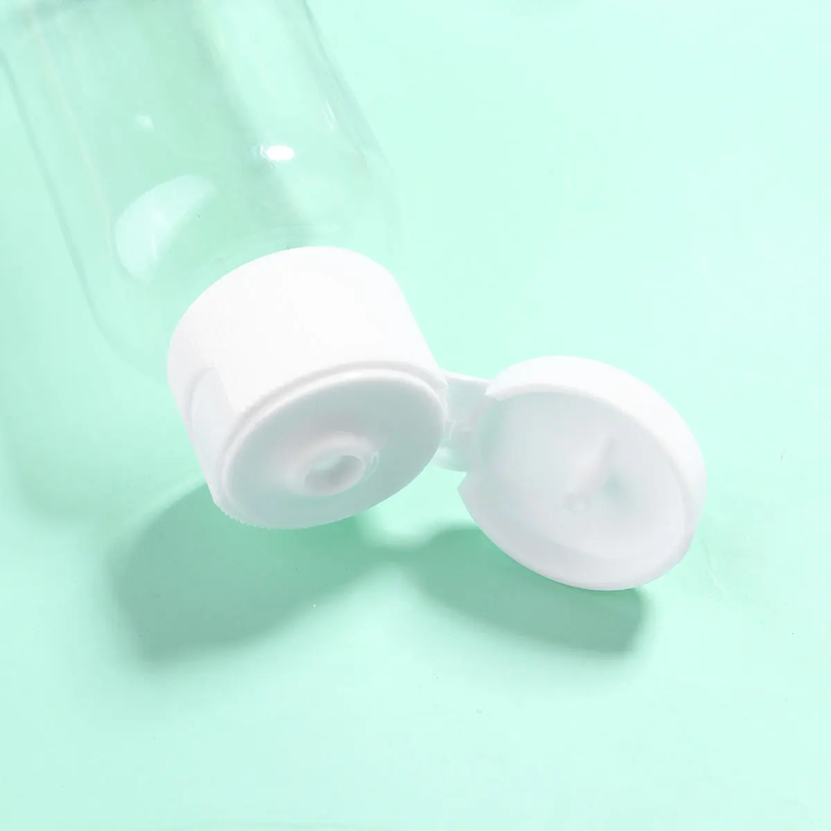 20pcs Travel Bottles Empty Plastic Dispenser Durable Portable Storage Lotion Bottle Subpackaging Transparent
20pcs Travel Bottles Empty Plastic Dispenser Durable Portable Storage Lotion Bottle Subpackaging Transparent