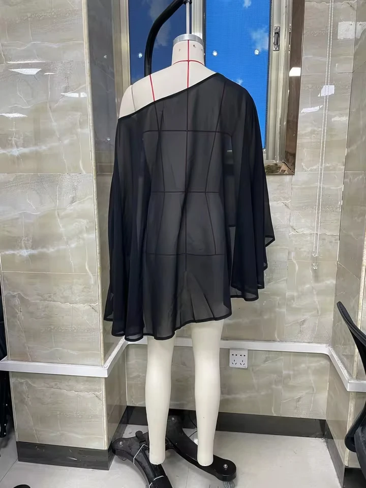 Casual Black Sheer Asymmetrical Poncho for Women Solid Color Off Shoulder Blouse Elegant Loose Tops Hem Mesh Cape Cover Ups
Casual Black Sheer Asymmetrical Poncho for Women Solid Color Off Shoulder Blouse Elegant Loose Tops Hem Mesh Cape Cover Ups