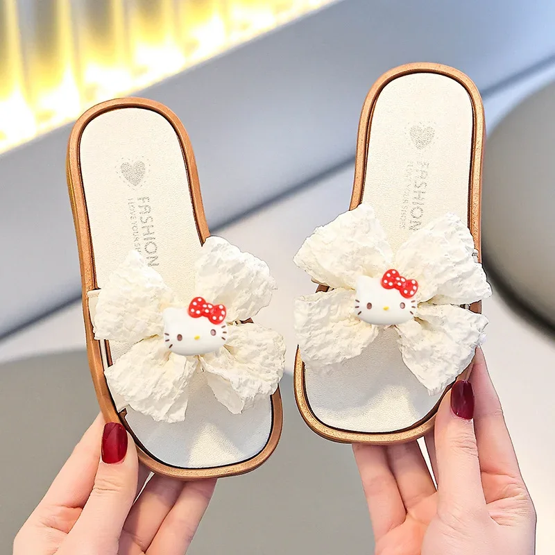 Sanrio hello kitty summer new home women cartoon sandals girls slippers non-slip children's breathable princess beach shoes
Sanrio hello kitty summer new home women cartoon sandals girls slippers non-slip children's breathable princess beach shoes