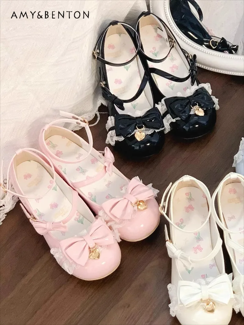 Женские туфли Мэри Джейн на низком каблуке с круглым носком и бантом, в японском стиле Кавай Лолита, из искусственной кожи, для девушек
Женские туфли Мэри Джейн на низком каблуке с круглым носком и бантом, в японском стиле Кавай Лолита, из искусственной кожи, для девушек