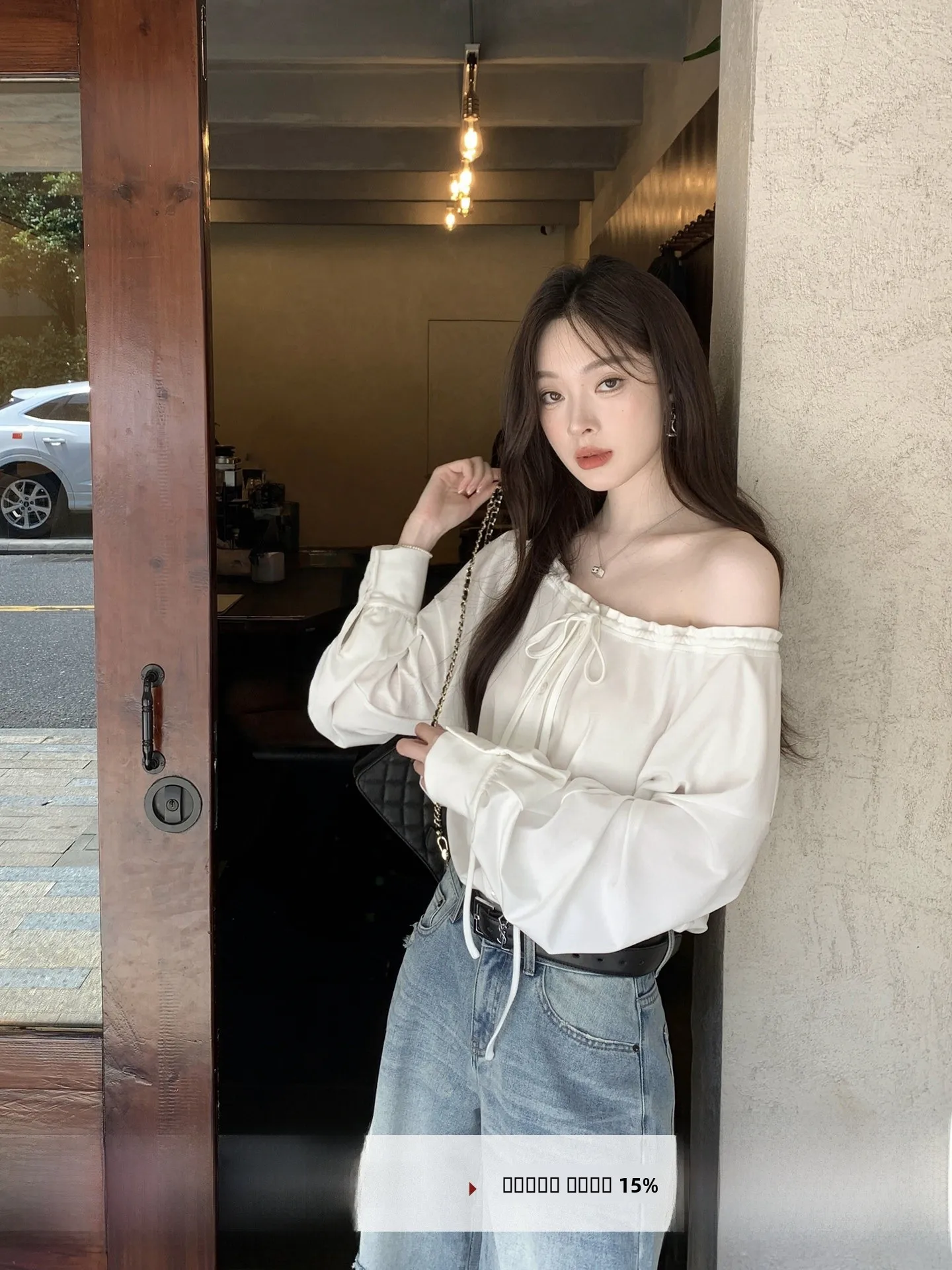 Свободный повседневный женский топ чисто белого цвета с завязками, новинка весенней коллекции, простой корейский стиль, с длинными рукавами, влагоотводящий
Свободный повседневный женский топ чисто белого цвета с завязками, новинка весенней коллекции, простой корейский стиль, с длинными рукавами, влагоотводящий