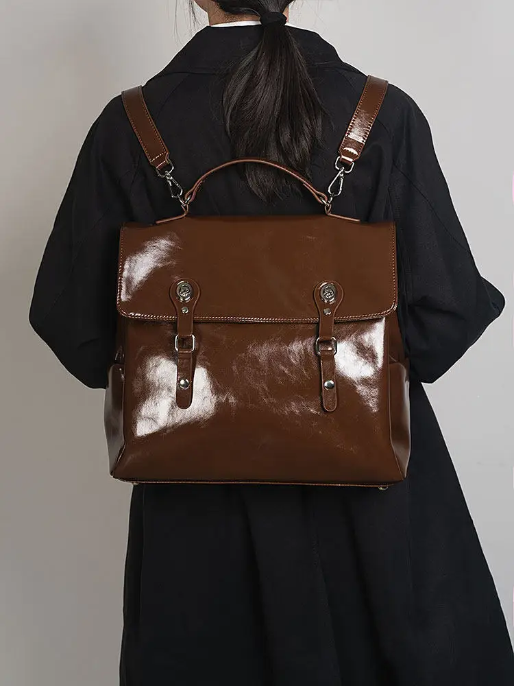 2026 Fashion New College Style High-quality Patent Leather Glossy Top Layer Cowhide Leather Square Shoulder Bag For Women Trendy
2026 Fashion New College Style High-quality Patent Leather Glossy Top Layer Cowhide Leather Square Shoulder Bag For Women Trendy