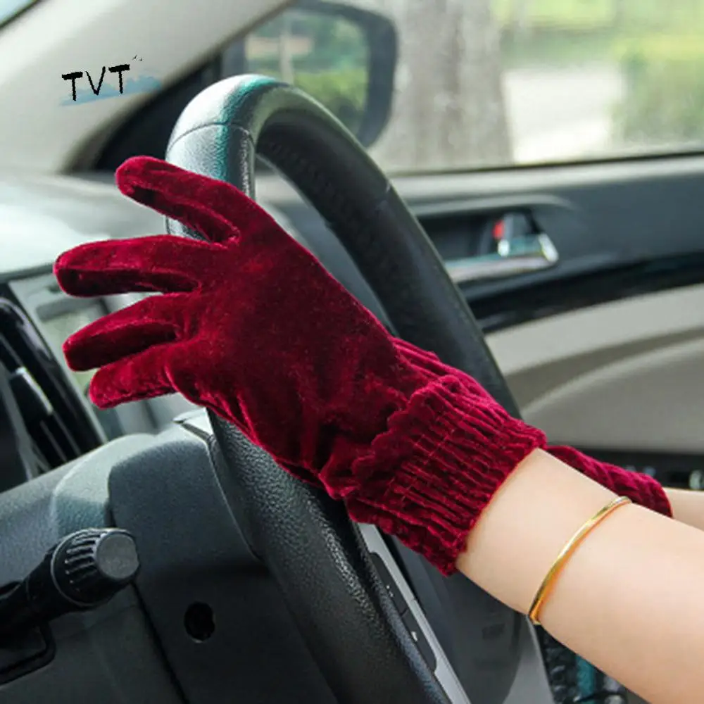 Party Etiquette Autumn Women Soft Solid Full Finger Mittens Elastic Driving Gloves Gold Velvet Gloves
Party Etiquette Autumn Women Soft Solid Full Finger Mittens Elastic Driving Gloves Gold Velvet Gloves