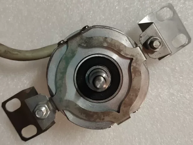 8.5873.000.C302.S021 Second hand Encoders Fast shipping,Fast shipping
8.5873.000.C302.S021 Second hand Encoders Fast shipping,Fast shipping