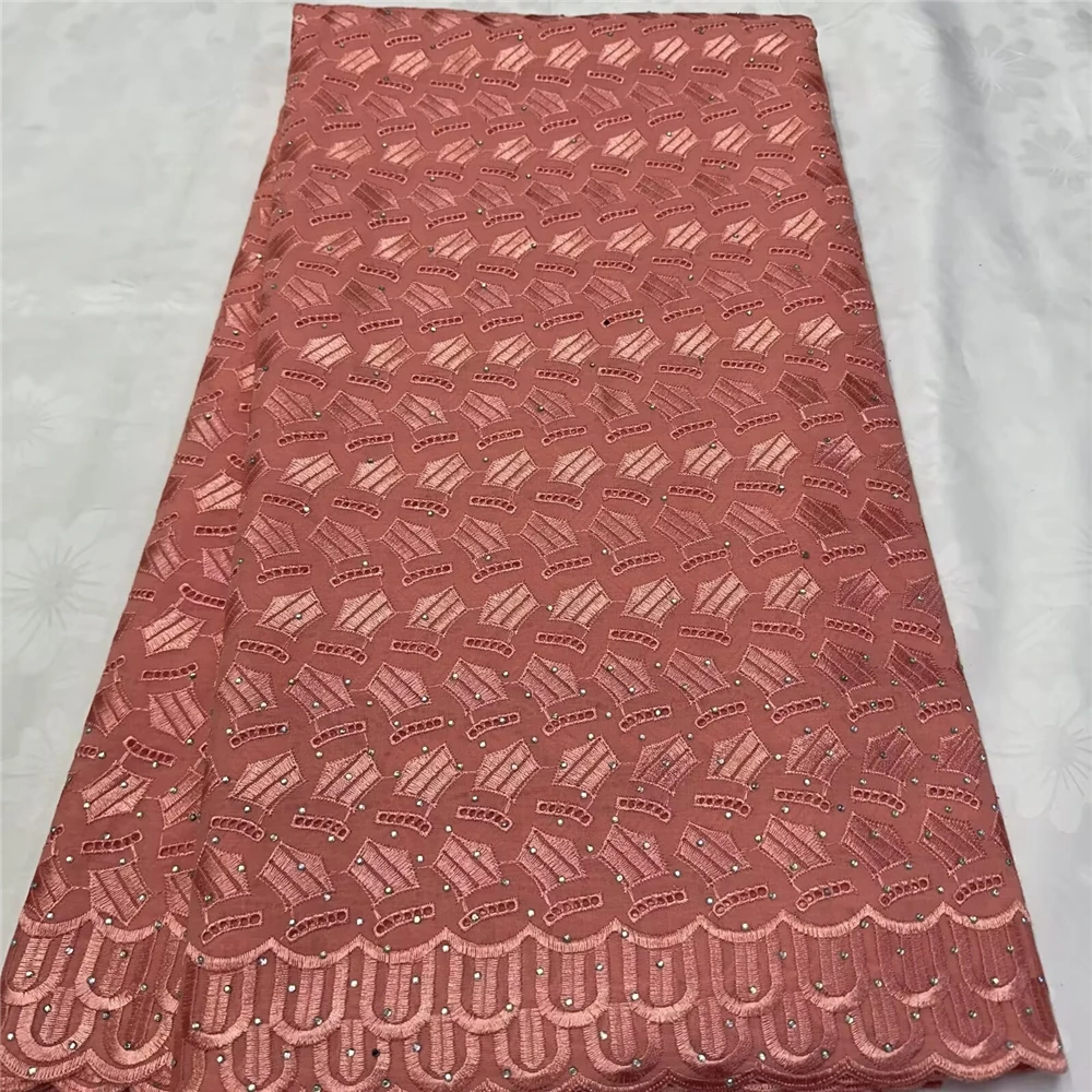 2025 Quality Imitation Cotton Nigerian African Tulle Swiss Embroidery Lace Fabric For Dress Wedding Party 5Yards/Lot QL032902
2025 Quality Imitation Cotton Nigerian African Tulle Swiss Embroidery Lace Fabric For Dress Wedding Party 5Yards/Lot QL032902