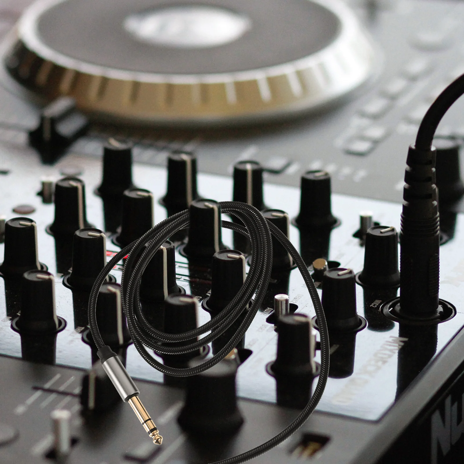 3.5mm to 6.35mm Auxiliary Cable Plug and Play Stereo Jack Cord for Computers Mobile Devices Receivers Subwoofers Audio
3.5mm to 6.35mm Auxiliary Cable Plug and Play Stereo Jack Cord for Computers Mobile Devices Receivers Subwoofers Audio