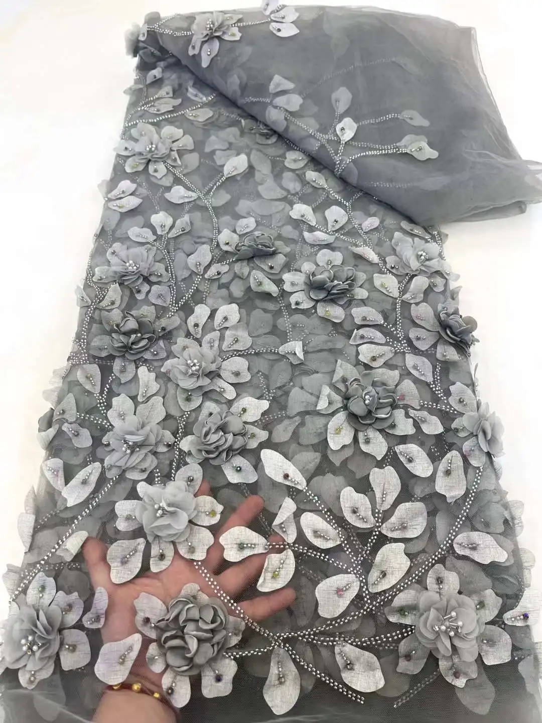 Luxury Handmade Beads Tulle Lace 3d Flower Lace Fabric African Lace Material Sew Wedding Dress Nigerian High Quality Lace xc
Luxury Handmade Beads Tulle Lace 3d Flower Lace Fabric African Lace Material Sew Wedding Dress Nigerian High Quality Lace xc