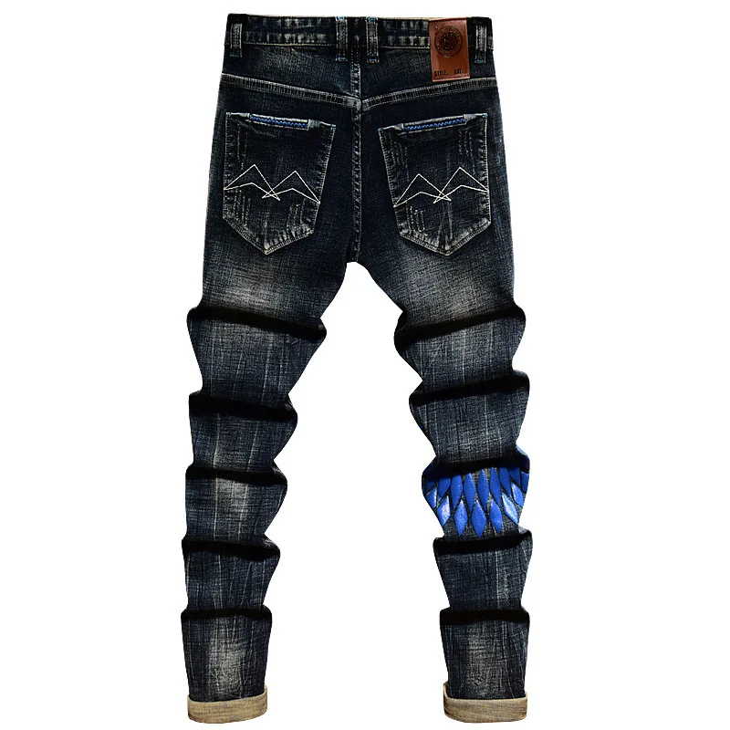 Высококачественные мужские джинсы в стиле ретро в корейском стиле, модные маленькие прямые брюки с принтом, облегающие эластичные ностальгические джинсовые брюки 
Высококачественные мужские джинсы в стиле ретро в корейском стиле, модные маленькие прямые брюки с принтом, облегающие эластичные ностальгические джинсовые брюки