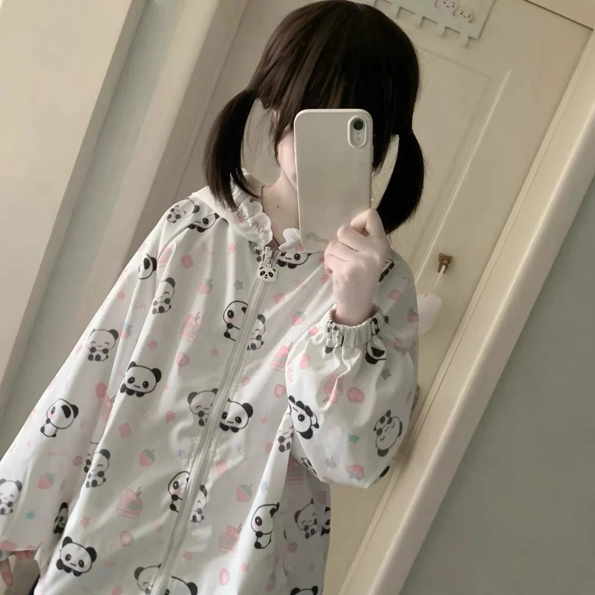 Japanese Kawaii Cartoon Print Jackets Loose Y2k Casual Sun Protection Women's Tops Lace Patchwork Preppy Grunge Hooded Coats
Japanese Kawaii Cartoon Print Jackets Loose Y2k Casual Sun Protection Women's Tops Lace Patchwork Preppy Grunge Hooded Coats