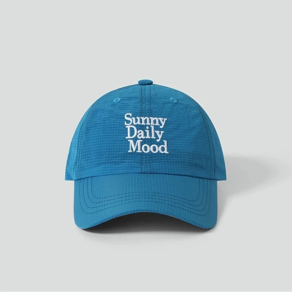 New Breathable Baseball Cap Sunshade Lightweight Sun Hat Embroidered Letter Quick-drying Hat Men and Women
New Breathable Baseball Cap Sunshade Lightweight Sun Hat Embroidered Letter Quick-drying Hat Men and Women