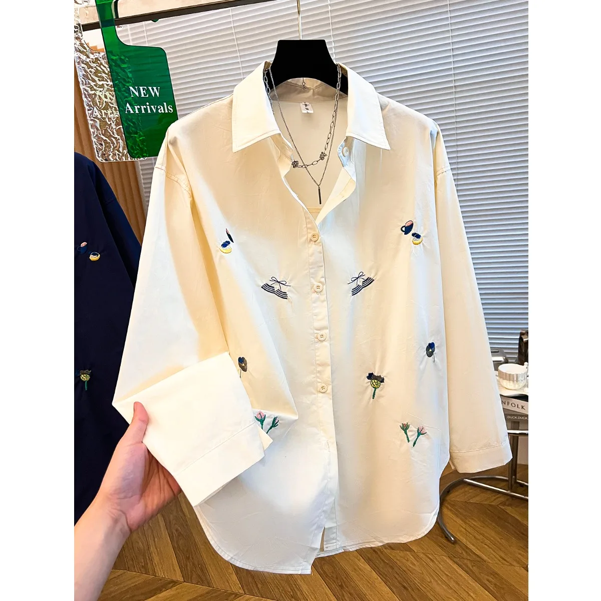 Ele Embroidered Cotton Long Sve irt Women's Loose Fit Slimming Top Early Autumn Casual Wear Breathable Comfortable
Ele Embroidered Cotton Long Sve irt Women's Loose Fit Slimming Top Early Autumn Casual Wear Breathable Comfortable