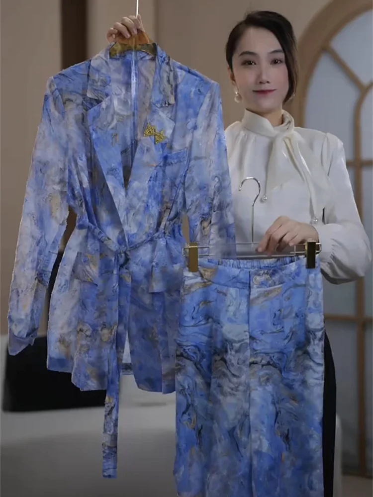 2025 Spring/Summer New Professional Suit Set Women High Grade Commuting Print and Slimming Outcoat+Wide Leg Pants
2025 Spring/Summer New Professional Suit Set Women High Grade Commuting Print and Slimming Outcoat+Wide Leg Pants