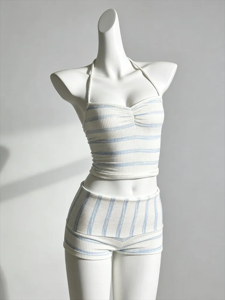 Однотонный комплект бикини с высокой талией, раздельный купальник из мягкой ткани, облегающий, для пляжа, для женщин, для летнего отдыха и вечеринок, новинка
Однотонный комплект бикини с высокой талией, раздельный купальник из мягкой ткани, облегающий, для пляжа, для женщин, для летнего отдыха и вечеринок, новинка