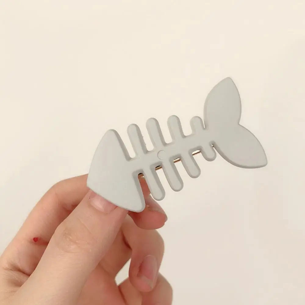 Simple Animal Fish Bone Hair Clip Y2k Plastic Geometry Hair Accessories Barrettes Headwear Daily
Simple Animal Fish Bone Hair Clip Y2k Plastic Geometry Hair Accessories Barrettes Headwear Daily